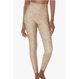 Beyond Yoga Check Flower Endurance High Waisted Leggings Size‎ Medium Tan Brown